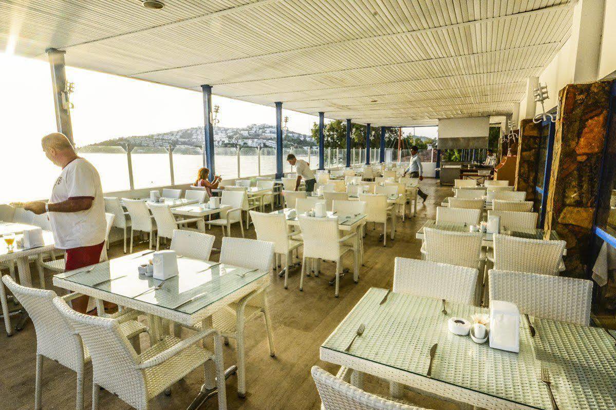 Hotel Club Blue White Bodrum Esterno foto